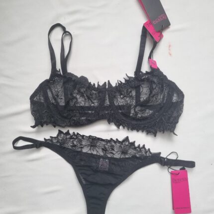 ست شورت و سوتین مدل توری فنردار  کد 225